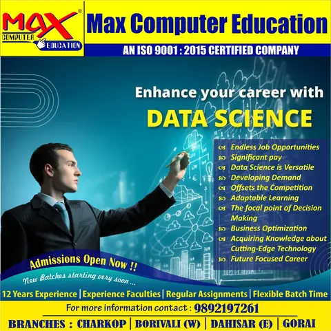 Data Science course poster listing career benefits such as job opportunities and adaptable learning.